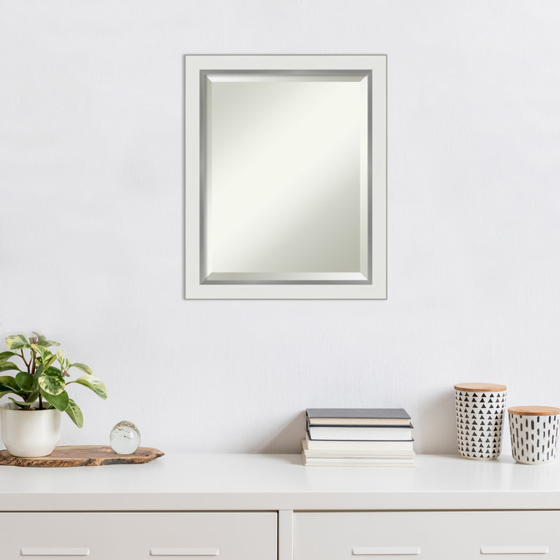 Miroir d'appoint mural Elsass, 23 po x 19 po, Blanc / argent
