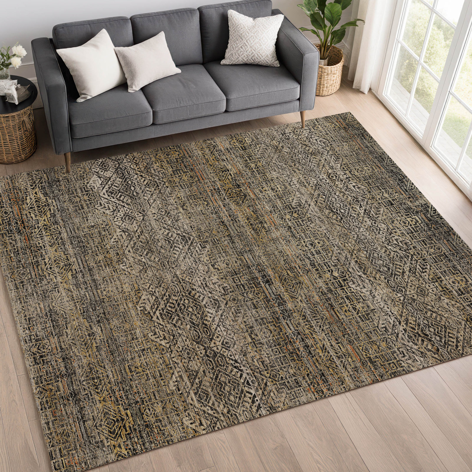 Rug, 5' x 7'6", Black