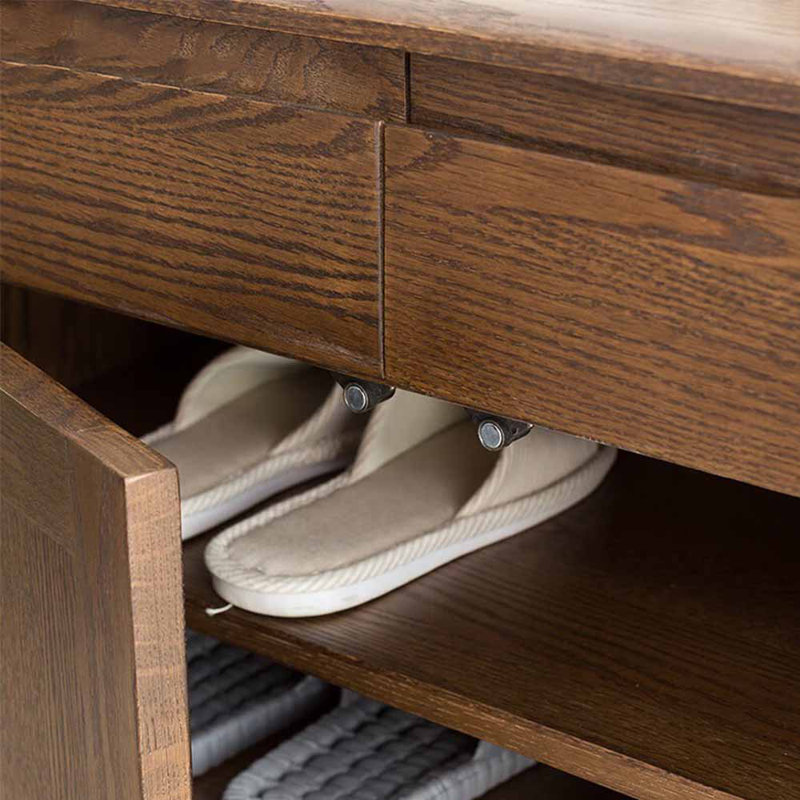 Armoire à chaussures fermée de style européen