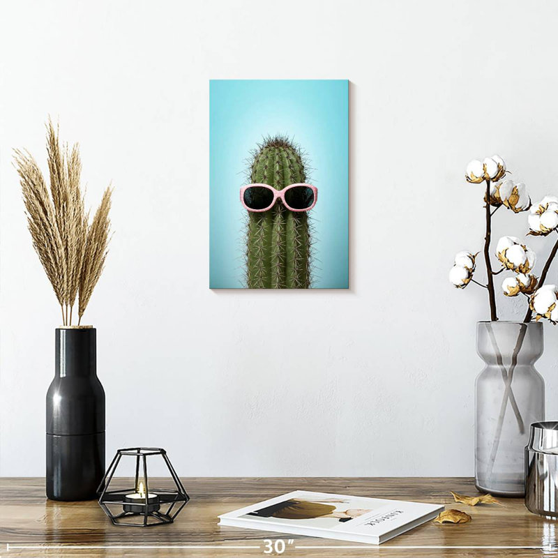 Cactus Harnek avec lunettes de soleil, H 12 po x l 8 po