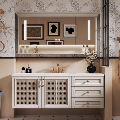 Armoire de salle de bain rétro de style médiéval
