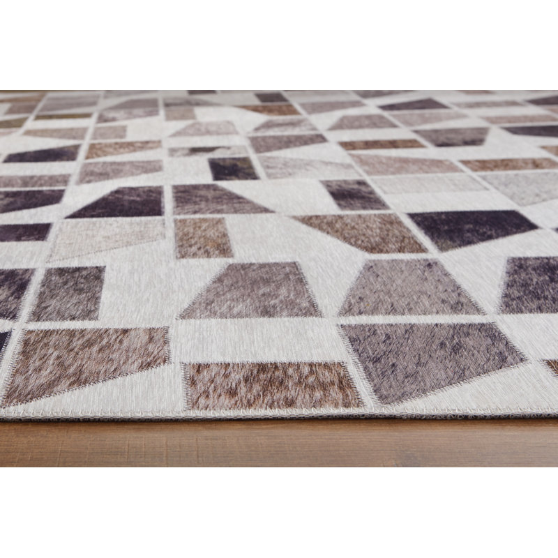Geometric Multicolor Synthetic 5' x 7' Area Rug