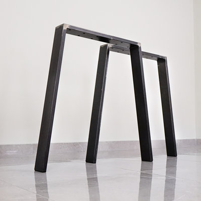 Trina Table Leg
