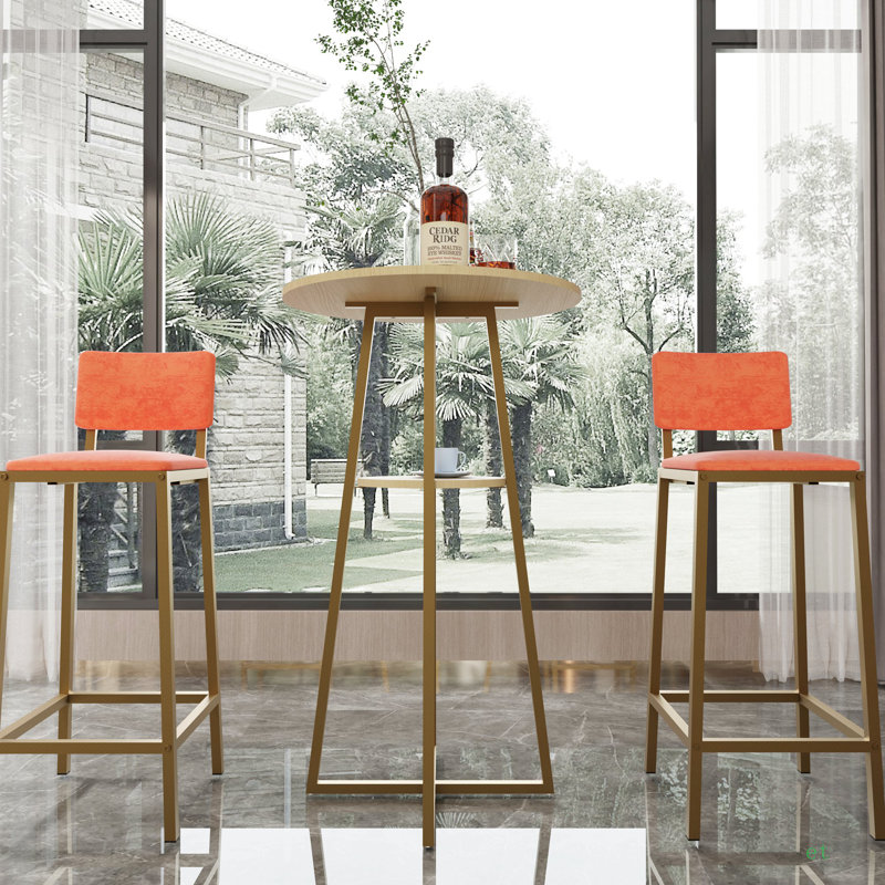 Ensemble de table et chaises de bar, ensemble de trois pièces, structure dorée, coussins et dossiers de siège en éponge, table de bar avec rangement (coussin doré / beige / orange)