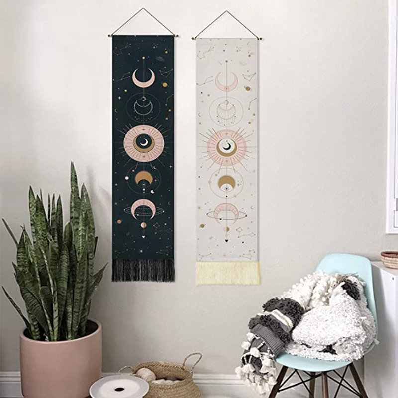 Tapisserie en coton avec accessoires de lune et tige