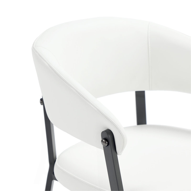 Chaise de salle à manger blanche