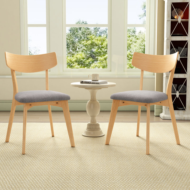 Chaise de salle à manger moderne en bois d'hévéa avec siège rembourré Hana, Gris, Naturel