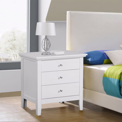 Hammond 3 Drawer Nightstand
