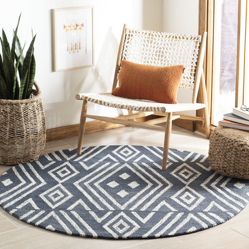 Vedika Hand Tufted Wool/Cotton Geometric Rug in Navy/Blue, Round 5'