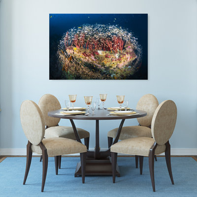 «Vibrant Coral Fish School Colorful Vibrant Fish Landscape Nature», reproduction d'art murale