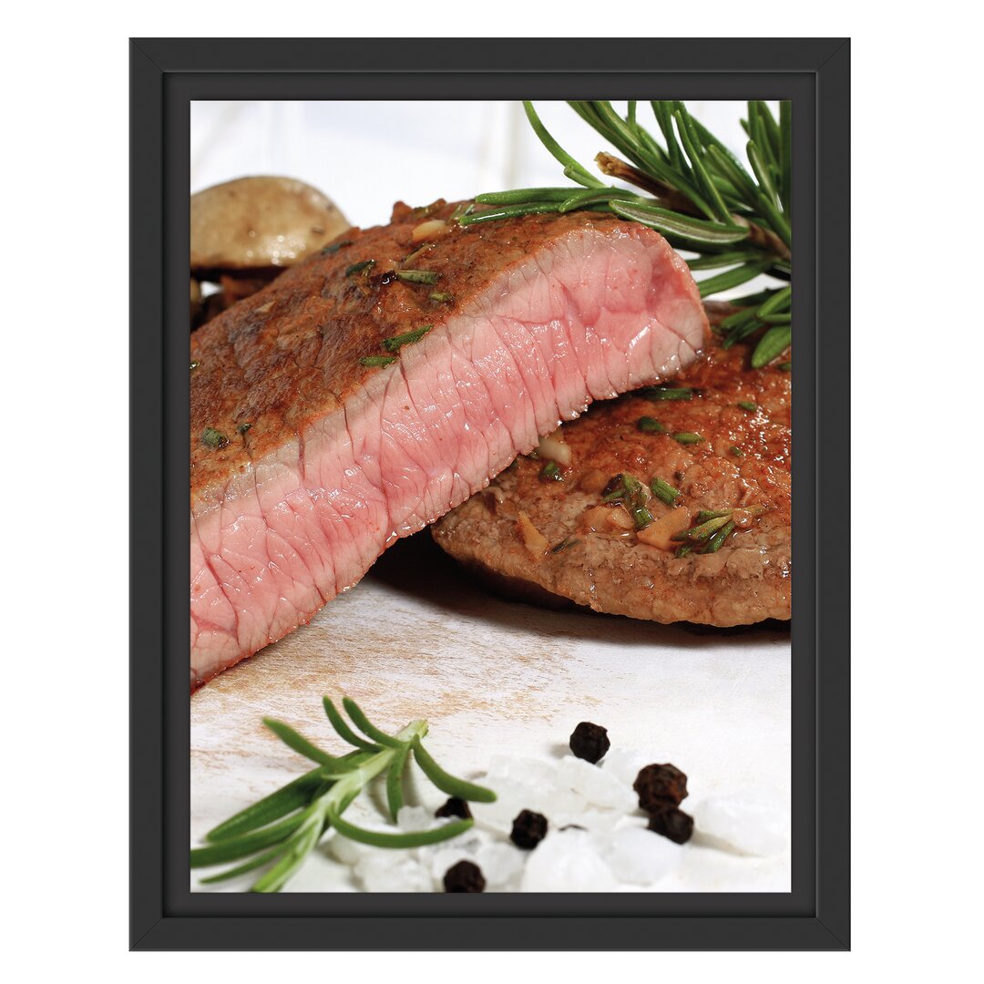 Gerahmtes Wandbild Saftiges Steak Medium