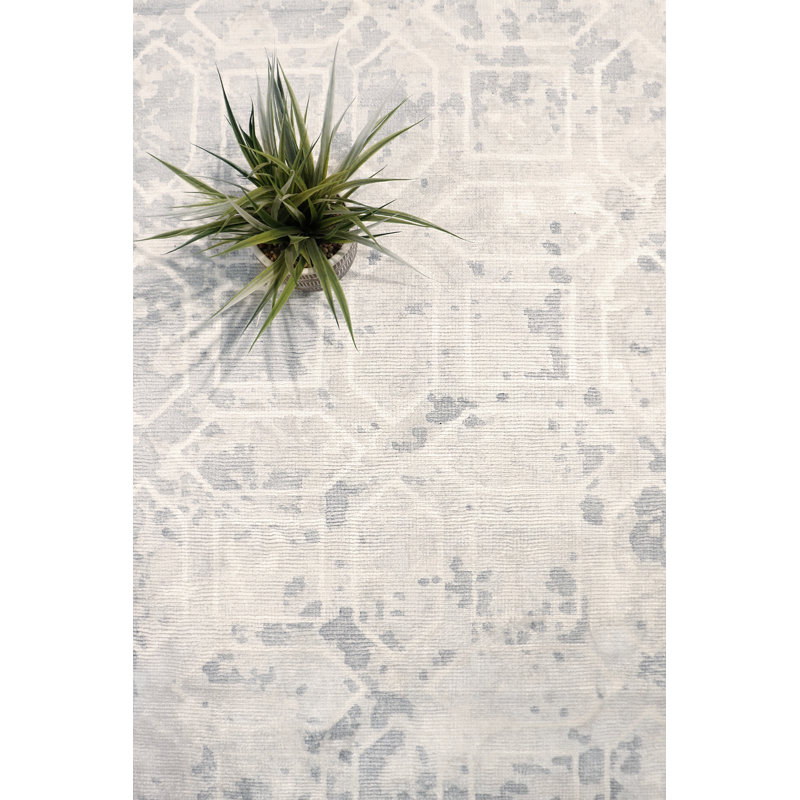 Beverly 6' x 9' Gray Abstract Wool Silk Area Rug
