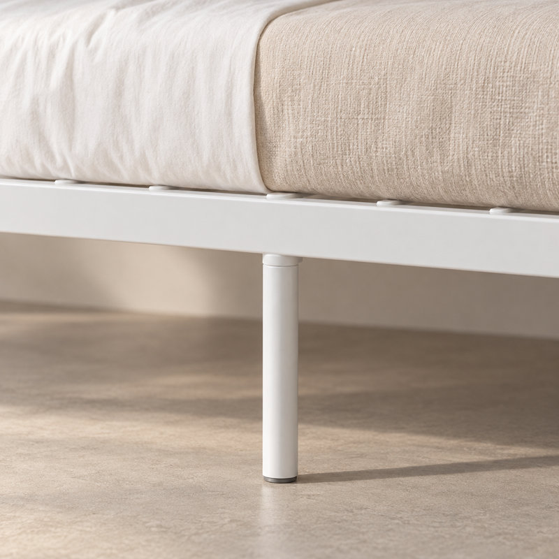 Structure de rangement pour lit double en métal blanc