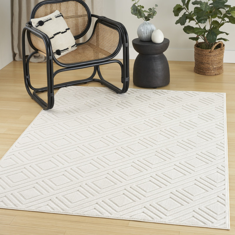Tapis d'intérieur moderne ivoire Ebern Designs Garp, Rectangle 6 pi 7 po x 9 pi 2 po