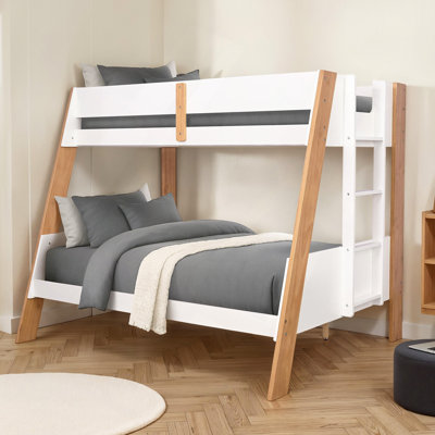 Mobilier de chambre à coucher naturel