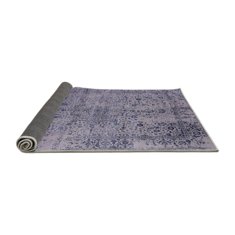 Hukill Oriental Indoor Rug, Round 5'