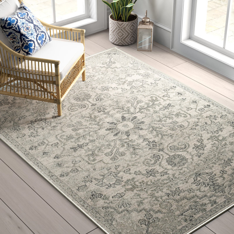Hillsby Oriental Indoor Rug, Rectangle 2' x 3', Beige/Light Gray