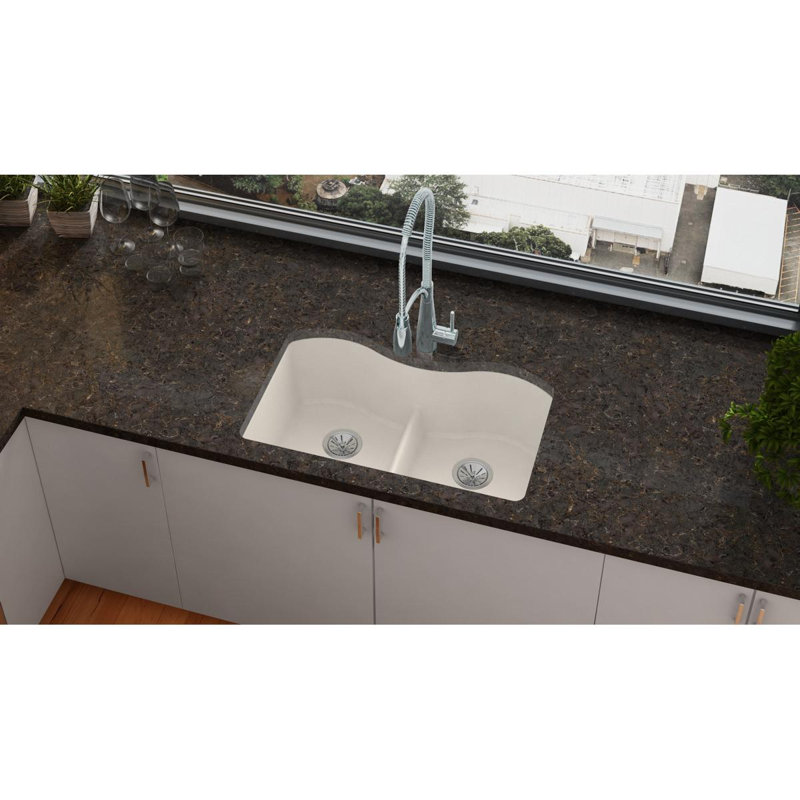 Quartz Luxe 33" L x 20" W Double Basin Undermount Kitchen Sink with Aqua Divide, Ricotta