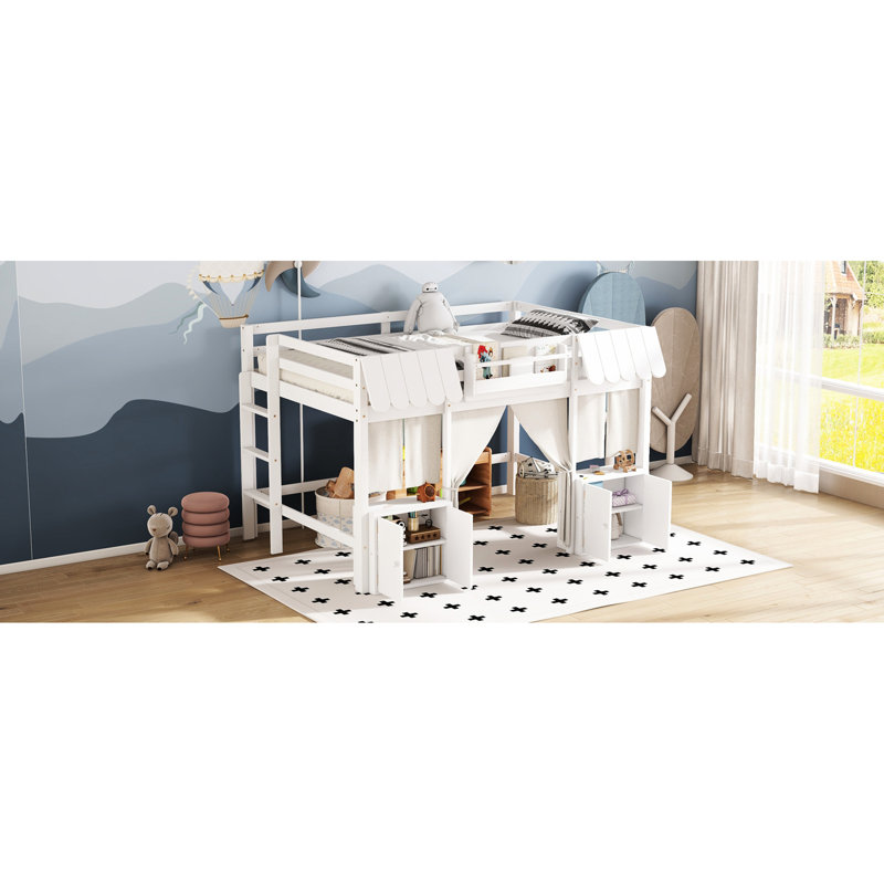 Lit mezzanine double en blanc avec rangement intégré, bibliothèque et rideau, barrières de sécurité, conception d'amusement, style loft, style chalet