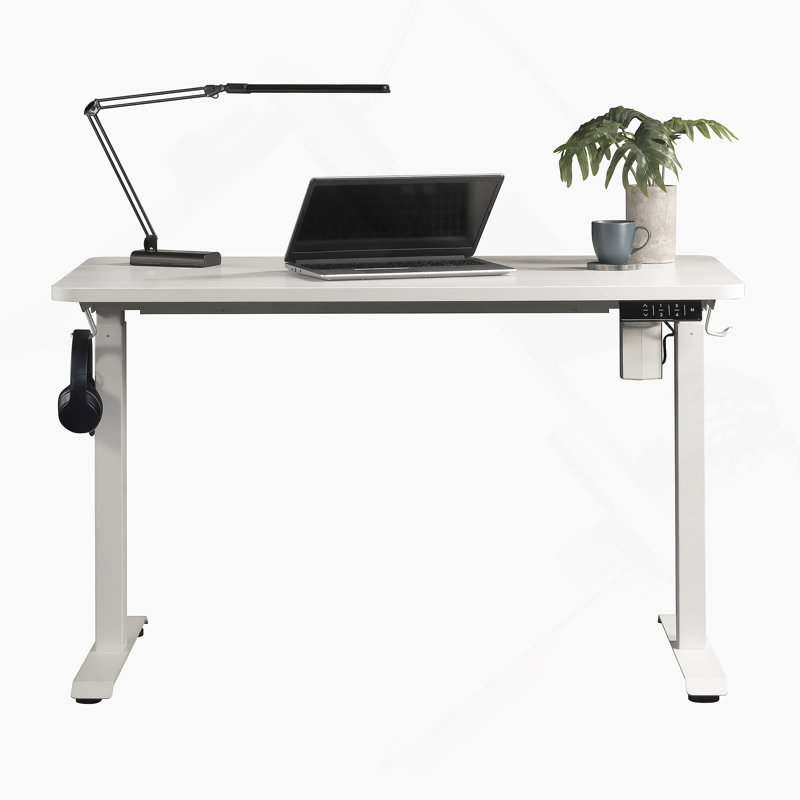 Bureau rectangulaire avec ports USB intégrés de type A et C