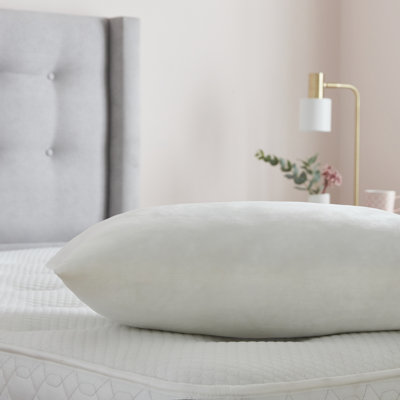 Silentnight Squishy Pillow