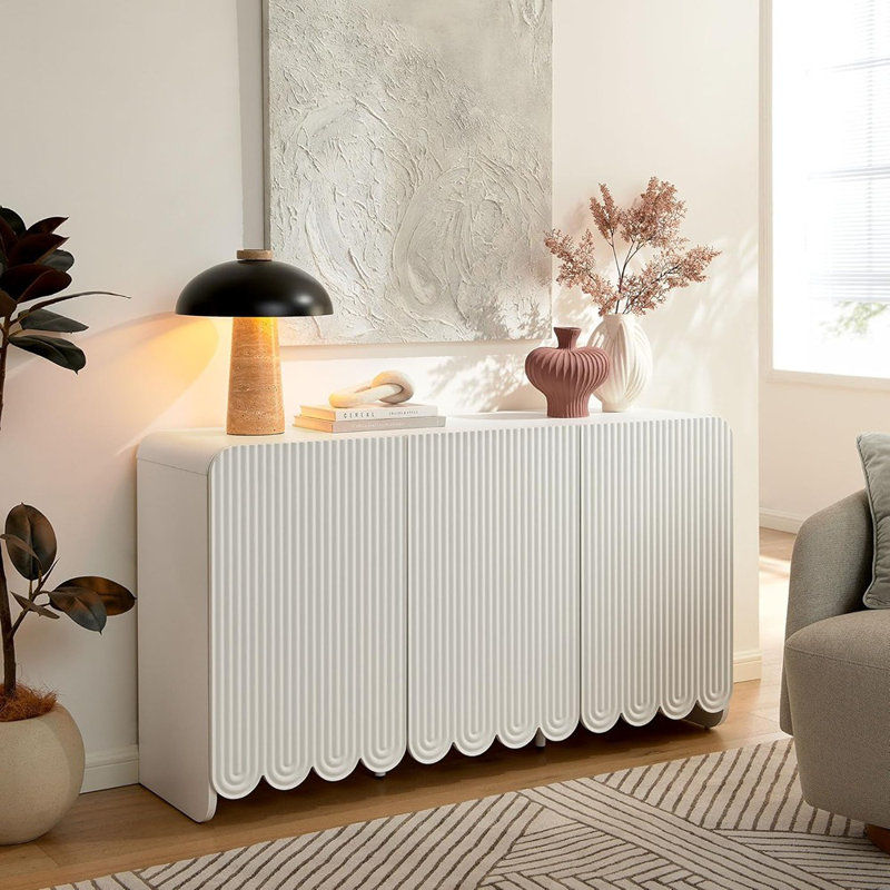 Buffet blanc cannelé - Rangement décoratif avec 3 portes et tablettes réglables pour le salon, le vestibule ou la salle à manger
