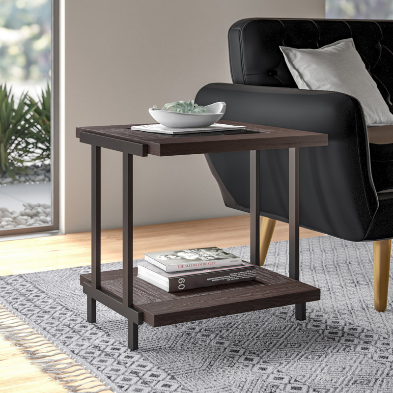 Table de bout Cortlandt