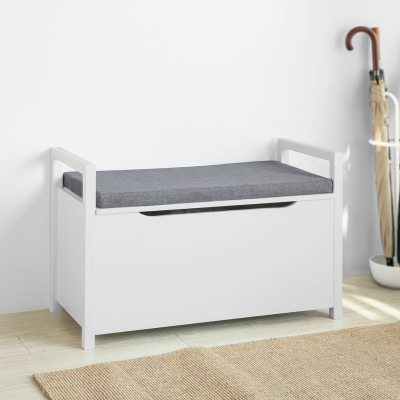 Nashota Blanket Chest