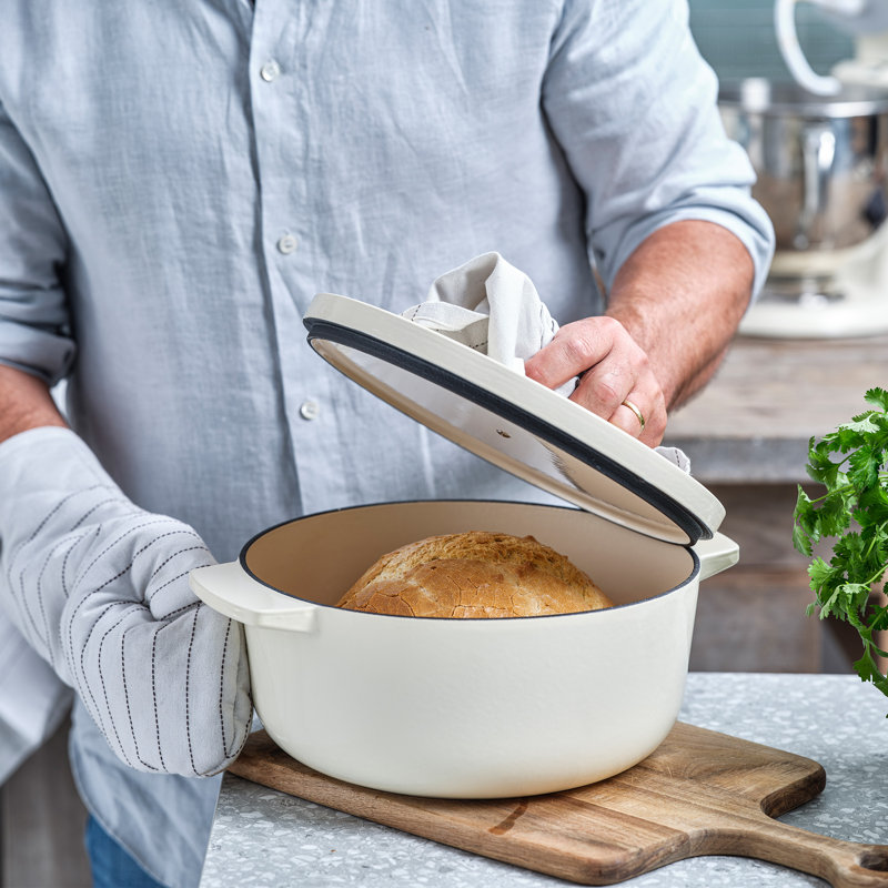 Kitchenaid Cast Iron Dutch Oven, 3.3 L, Almond Cream