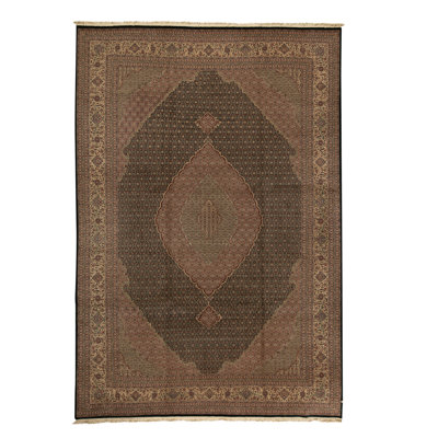 Hand-Knotted High-Quality Red and Green Area Rug