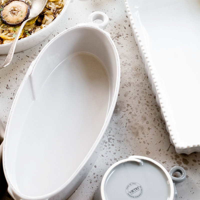 VIETRI Lastra Oval Stoneware Baker Bakeware, White