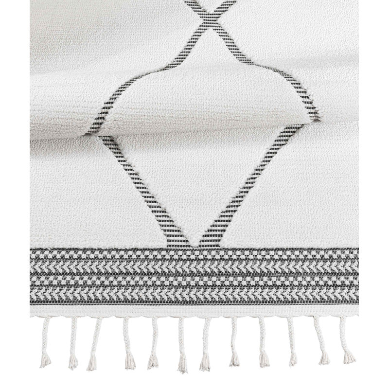 Sture Geometric Indoor Rug, Rectangle 2'6" x 5'