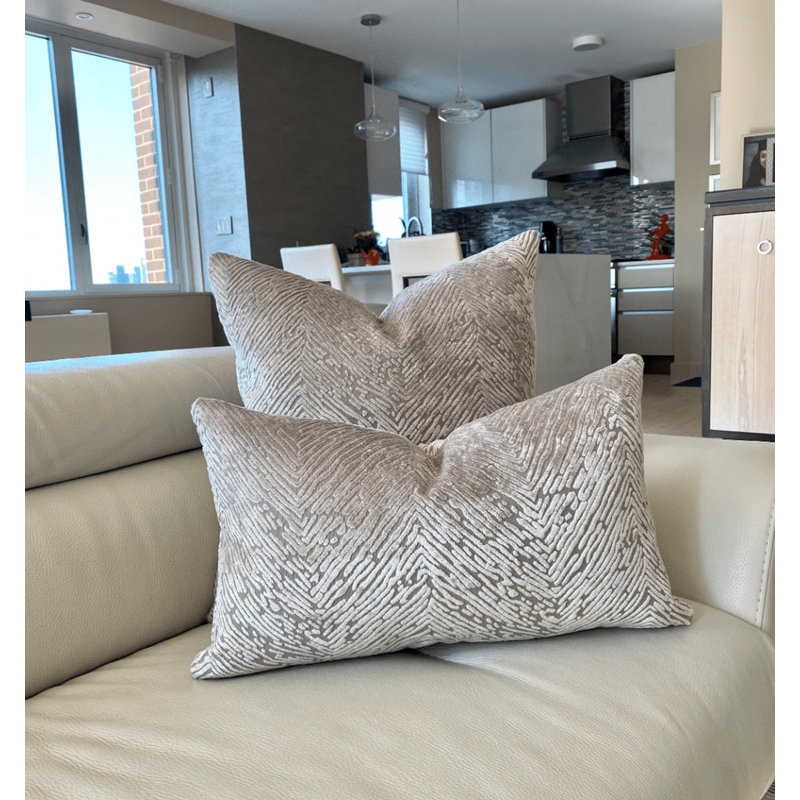 Housse de coussin en velours à imprimé animal, H 22 po x l 22 po, Beige
