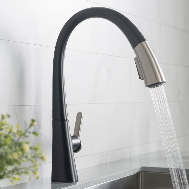 Nolen™ Pull Down Single Handle Kitchen Faucet, Matte Black