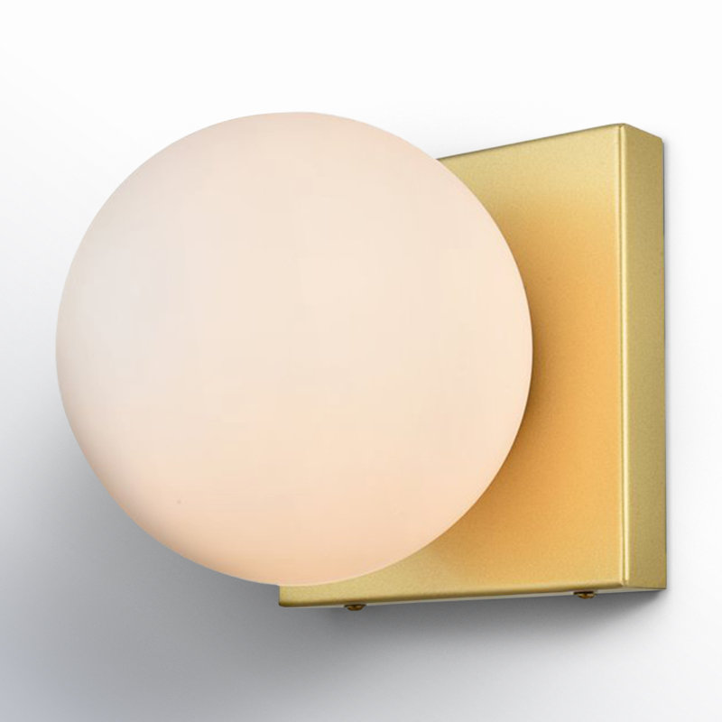 Applique murale de salle de bain à intensité variable Isabeth, Laiton, H 6 po x l 31 po x P 31 po, Quatre lumières