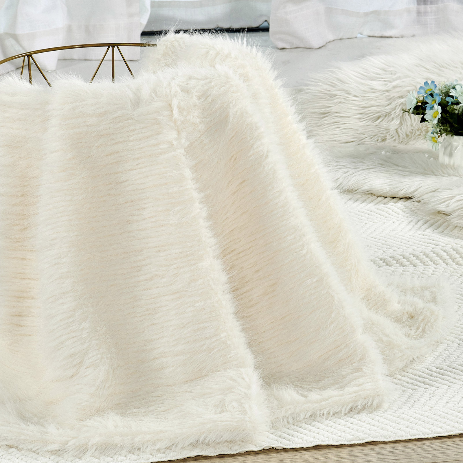 Bisa Faux Fur Throw Blanket, 60'' x 70''