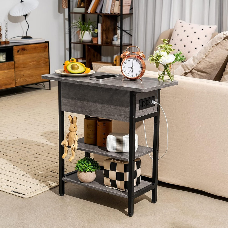 Table de bout grise avec station de charge, table d'appoint rabattable avec ports et prises USB, table de canapé étroite avec tablettes pour le salon, la chambre à coucher et les petits espaces