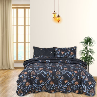 Cotton Blend Floral Bedspread with Pillowcases