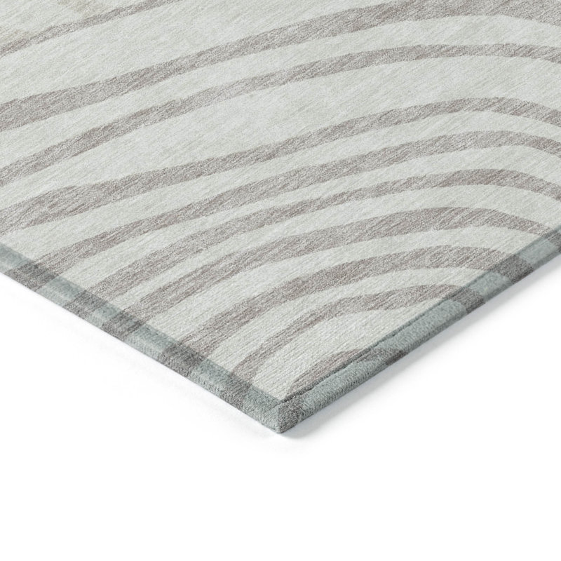 Leis Abstract Indoor Rug, Rectangle 1'8" x 2'6"