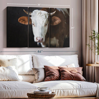 Impression sur toile Serious Cow Face