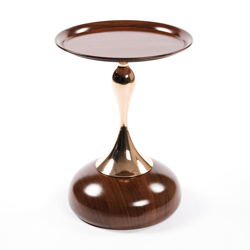 Table d'appoint en métal, table d'appoint ronde pour la chambre à coucher, durabilité durable, bureau à la mode minimaliste avec élément de design, fonction polyvalente, rouille