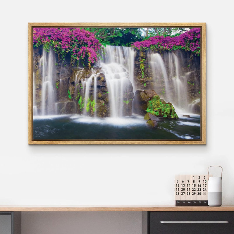 Art sur toile Misty Waterfall, Cadre naturel flottant, H 24 po x l 36 po