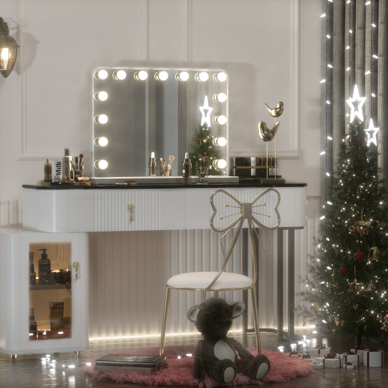 Metal Flat Wall Mirror, 23" x 18"
