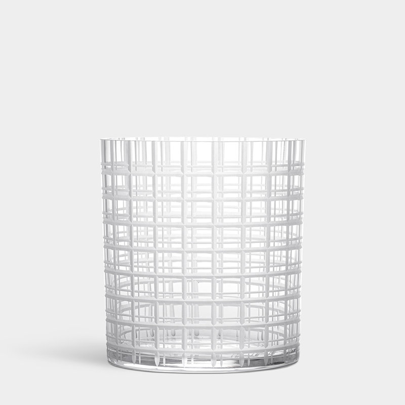 Vase de table Cut in Number Checker, H 7,87 po x l 7,28 po x P 7,28 po