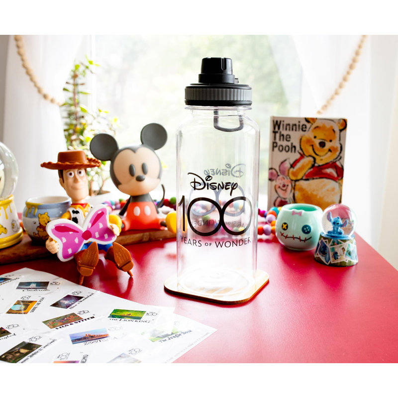 Ensemble de bouteilles d'eau et d'autocollants Disney 100 Years of Wonder