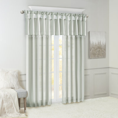 Emilia Room Darkening Thermal Single Curtain Panel