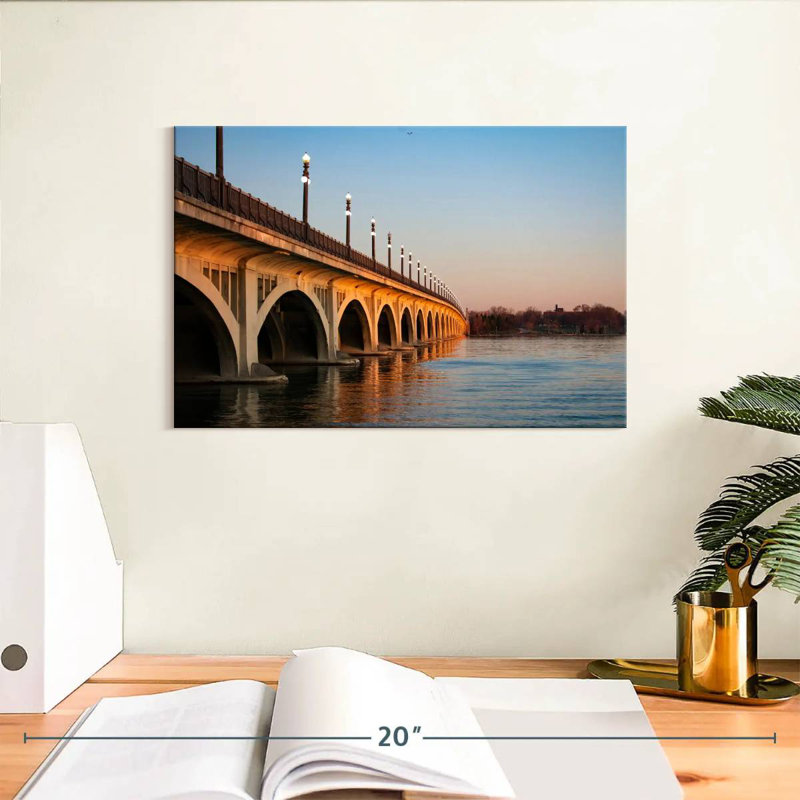 Detroit MacArthur Bridge, 8" H x 12" W
