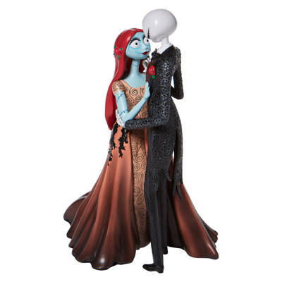 Disney Showcase Jack & Sally Couture de Force Figurine 9.5in H