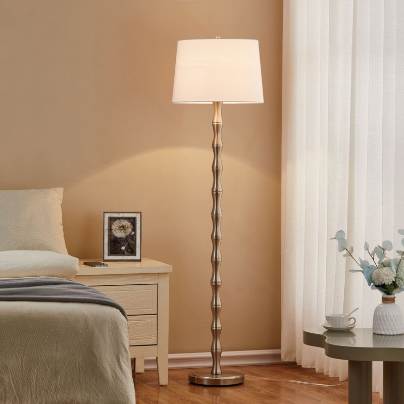 Lampe sur pied 61 po Johnvictor, Nickel brossé