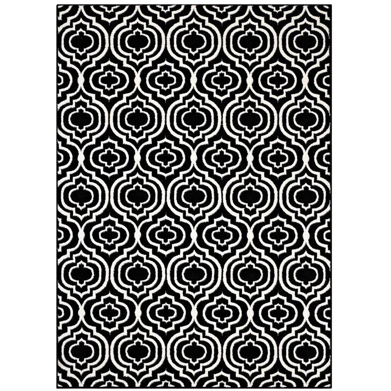Elegant Trellis 5'x8' Black and White Low-Pile Area Rug